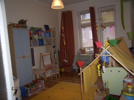 Kinderzimmer mit Balkon