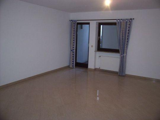 Zimmer unten mit sep. Eingang