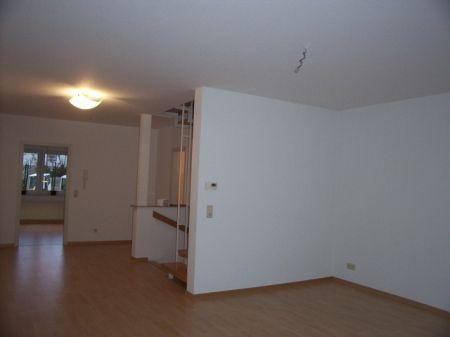 Blick vom Wozi. ins Esszimmer