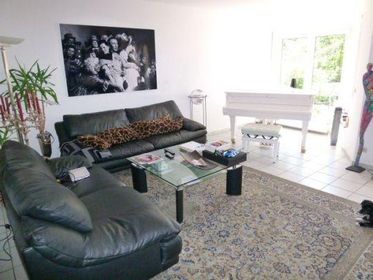 Wohnzimmer mit Erker